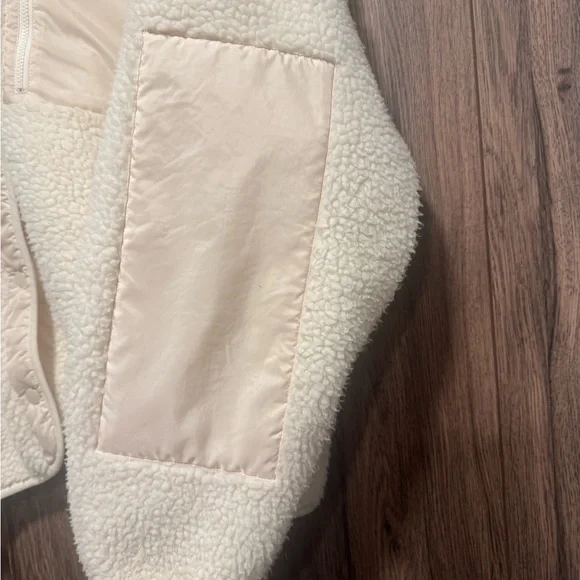 FABLETICS Tahoe Teddy Jacket - Picture 14 of 17